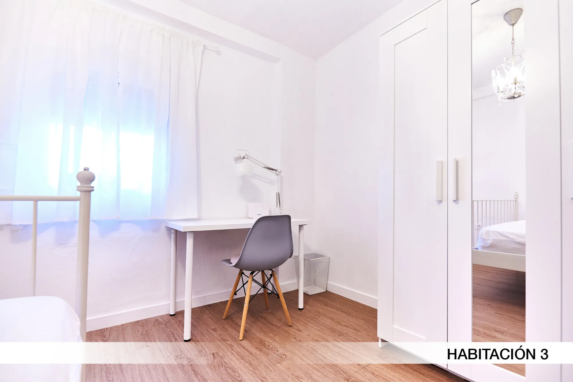 Shared Room in Seville photo 4