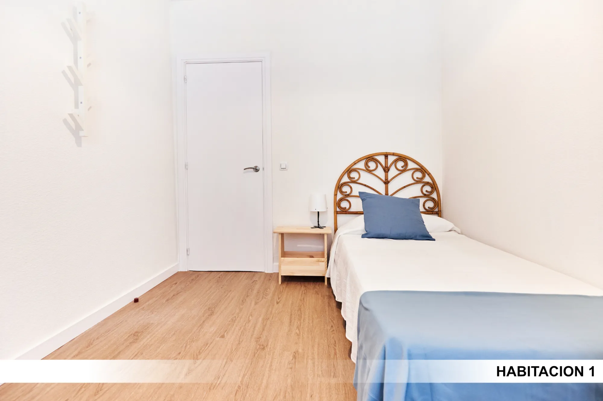 Private Room in Seville photo 3