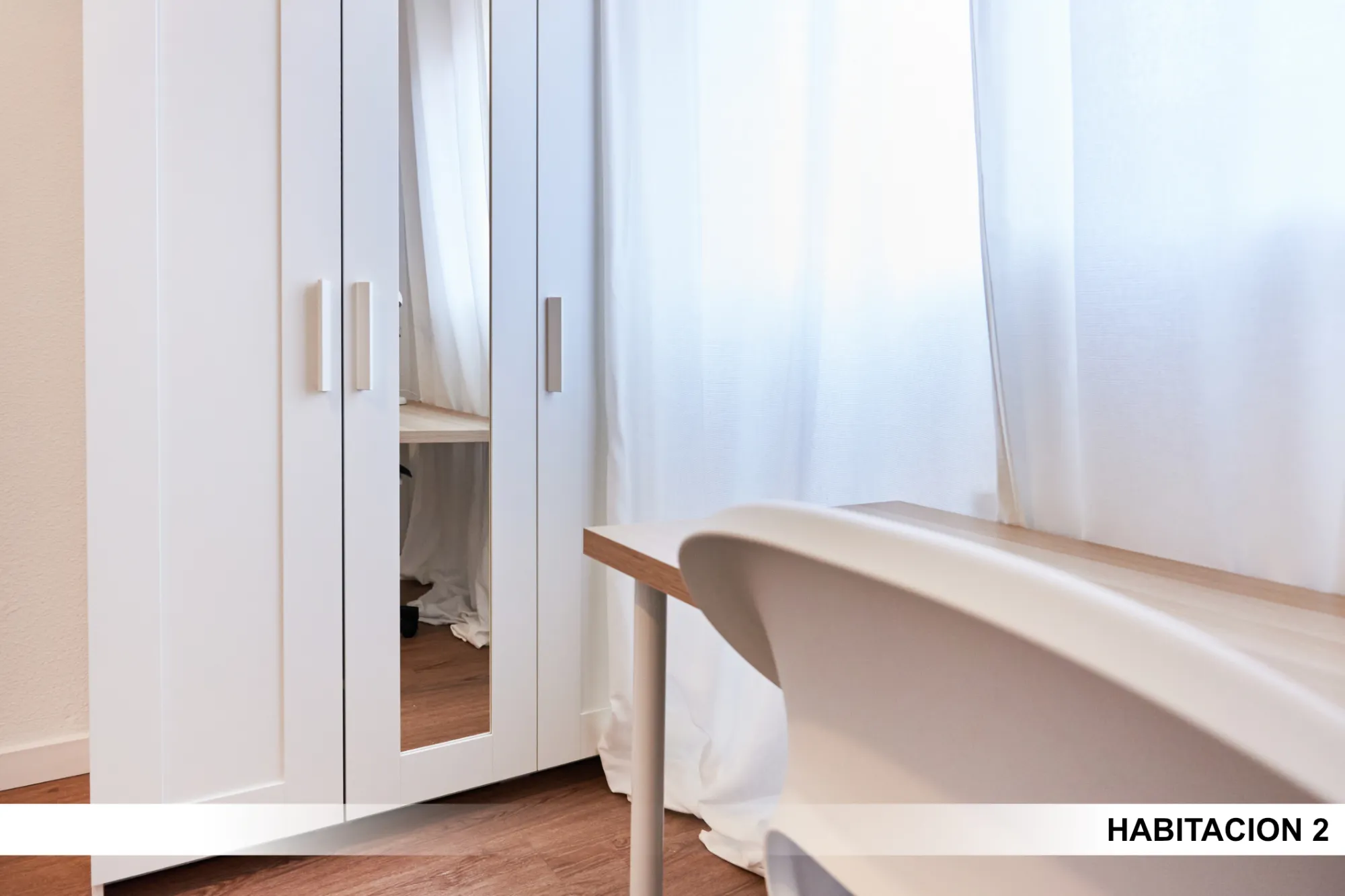 Shared Room in Seville photo 3