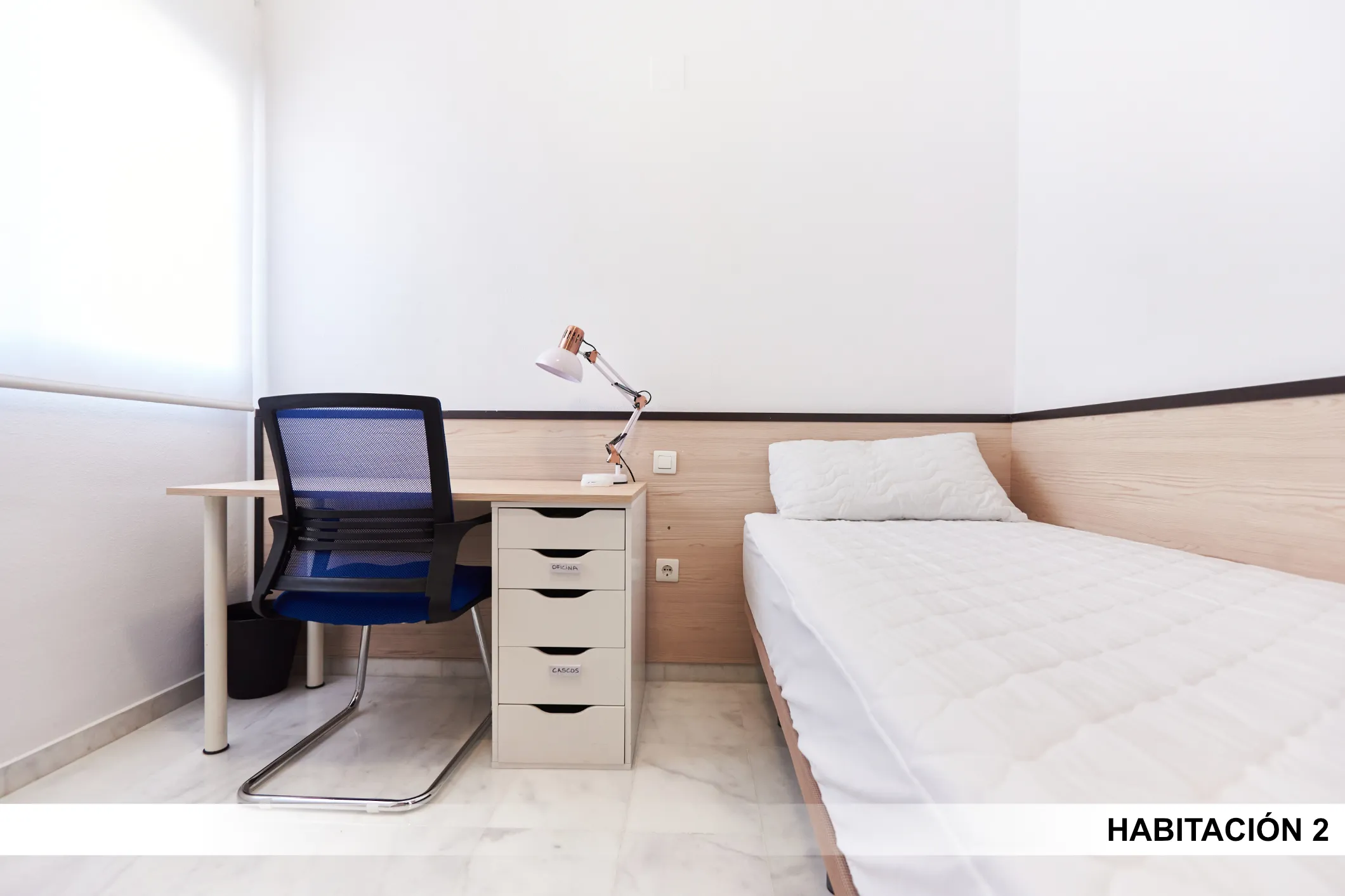 Shared Room in Seville photo 2