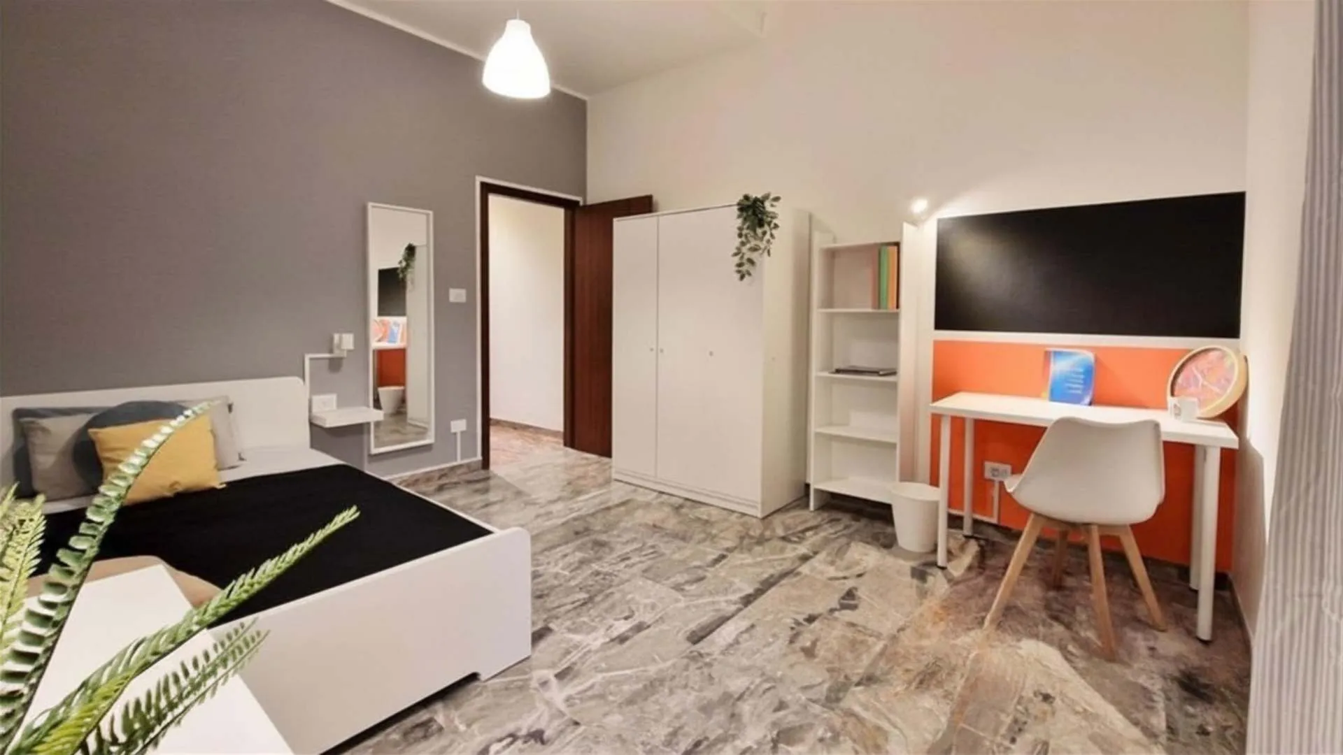 Private room in Bologna