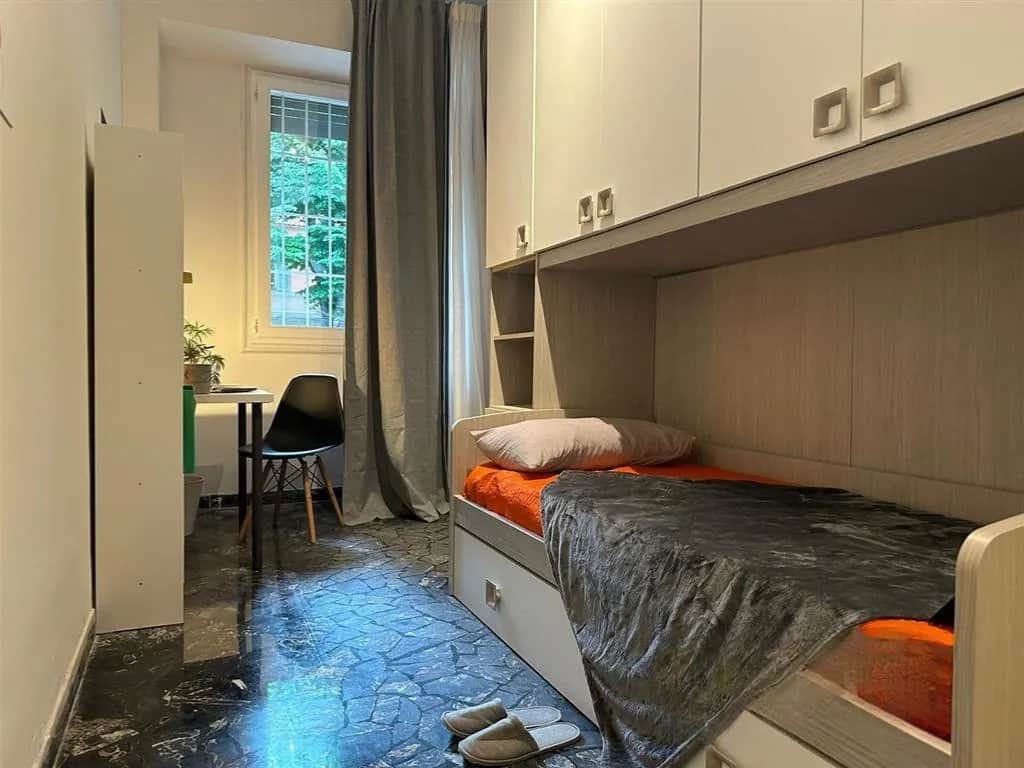 Private room in Bologna