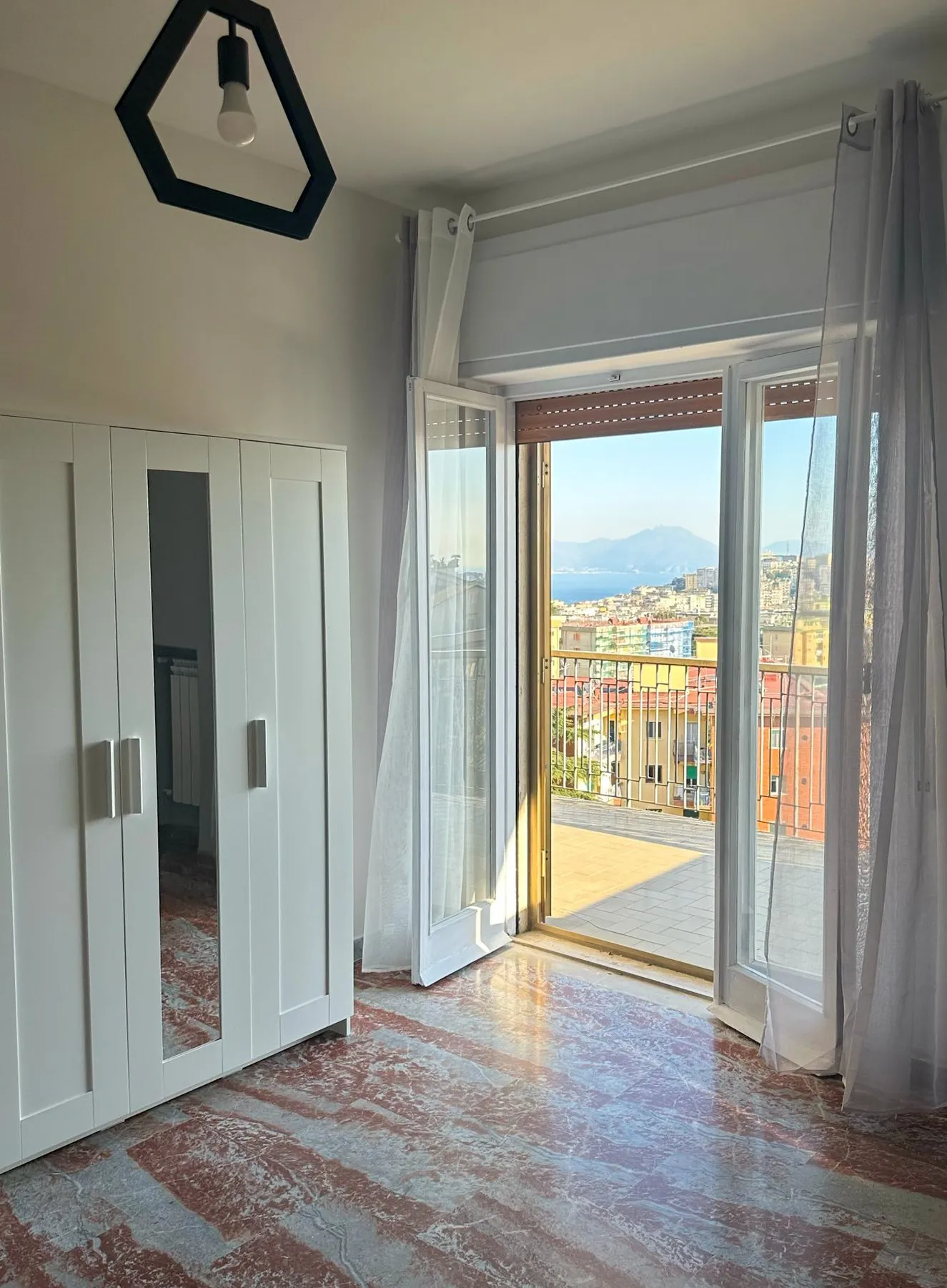 Stanza privata a Napoli photo 4