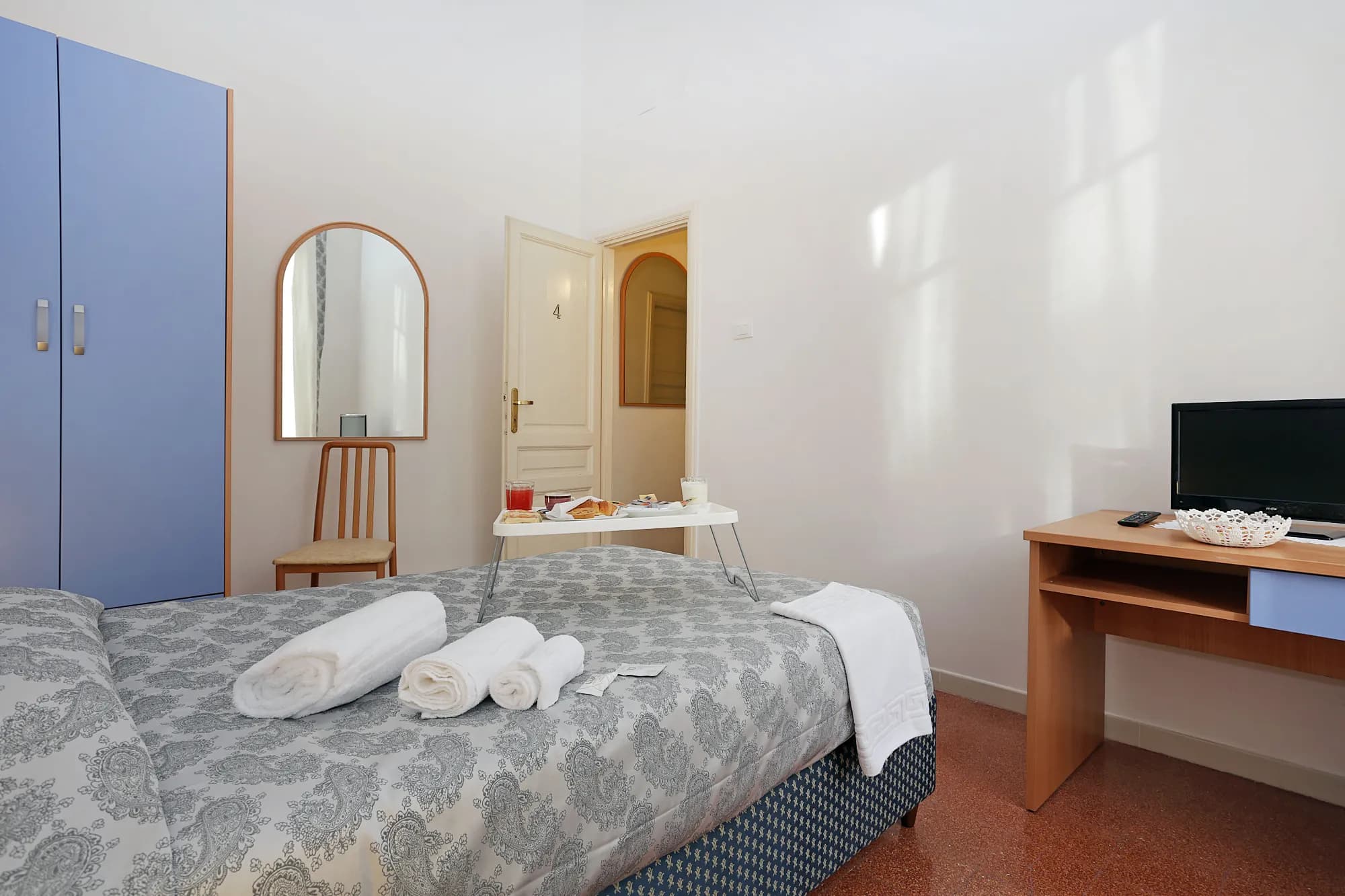 Shared Room in Rome photo 3