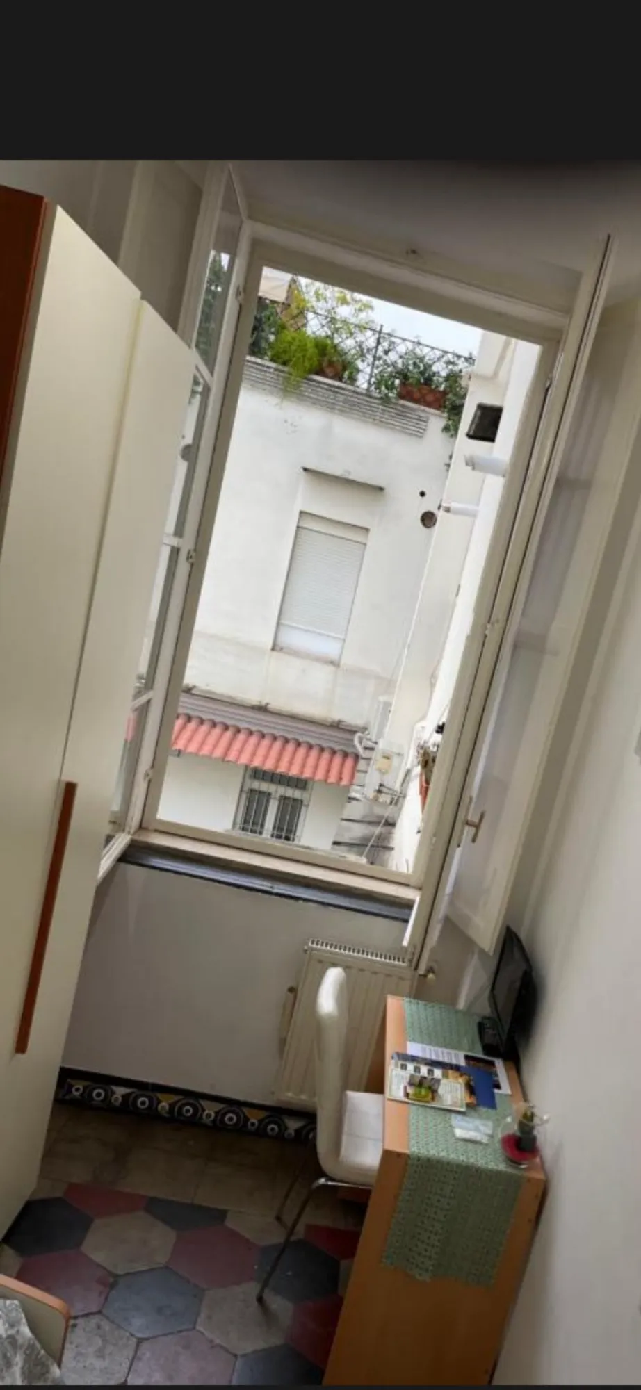 Shared Room in Rome photo 3