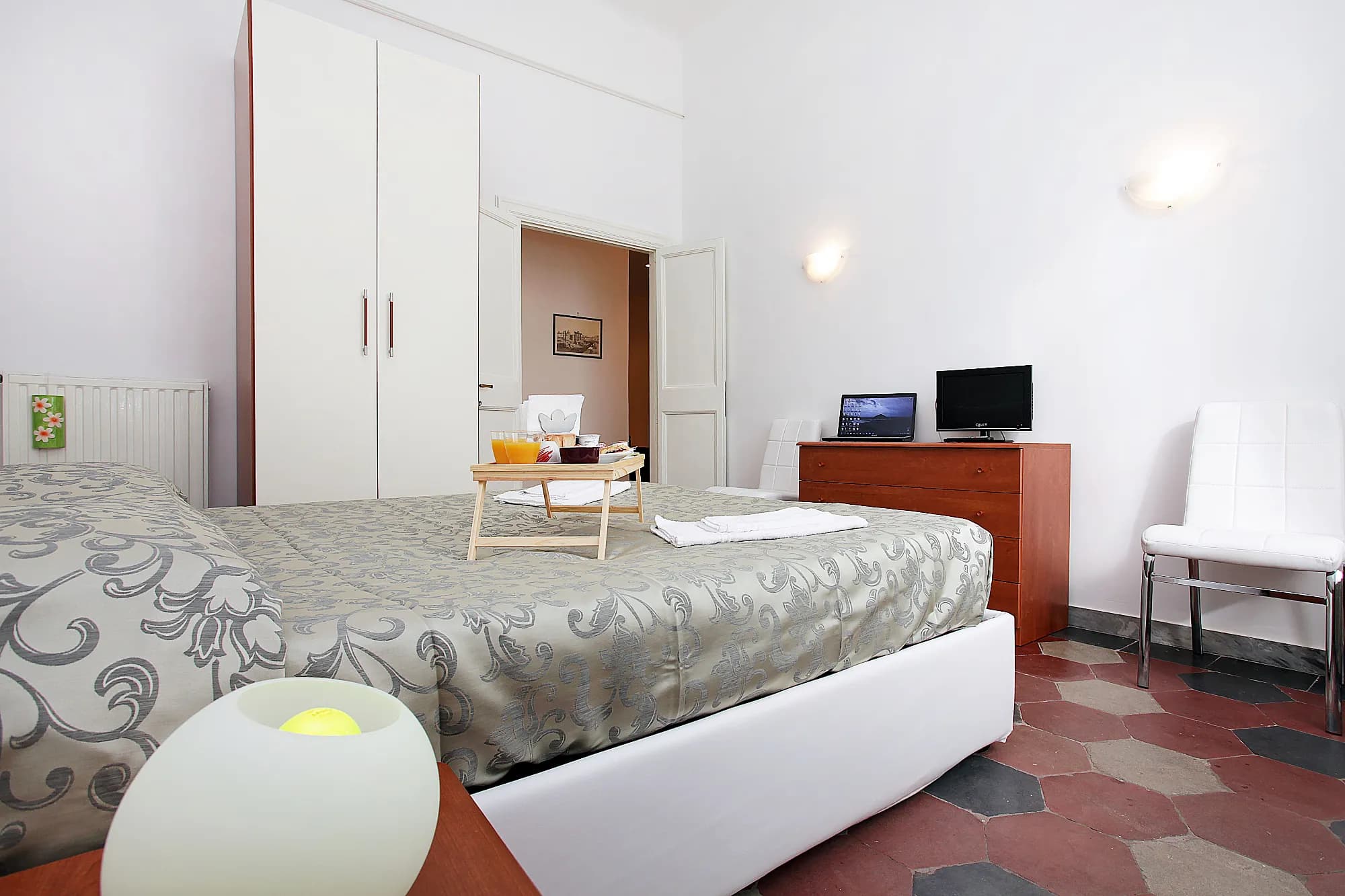 Shared Room in Rome photo 3