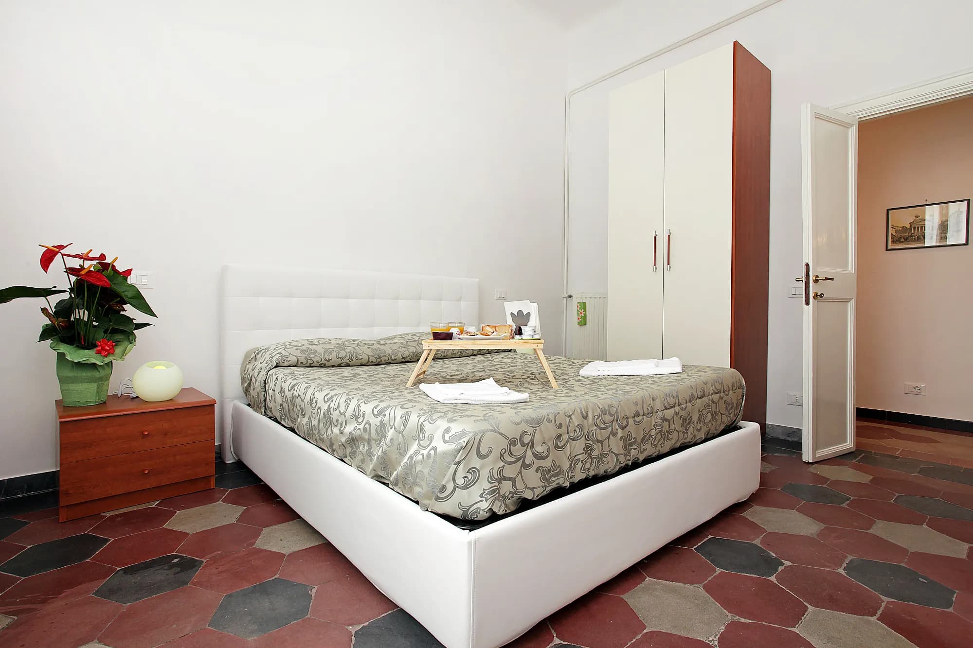 Shared Room in Rome photo 3