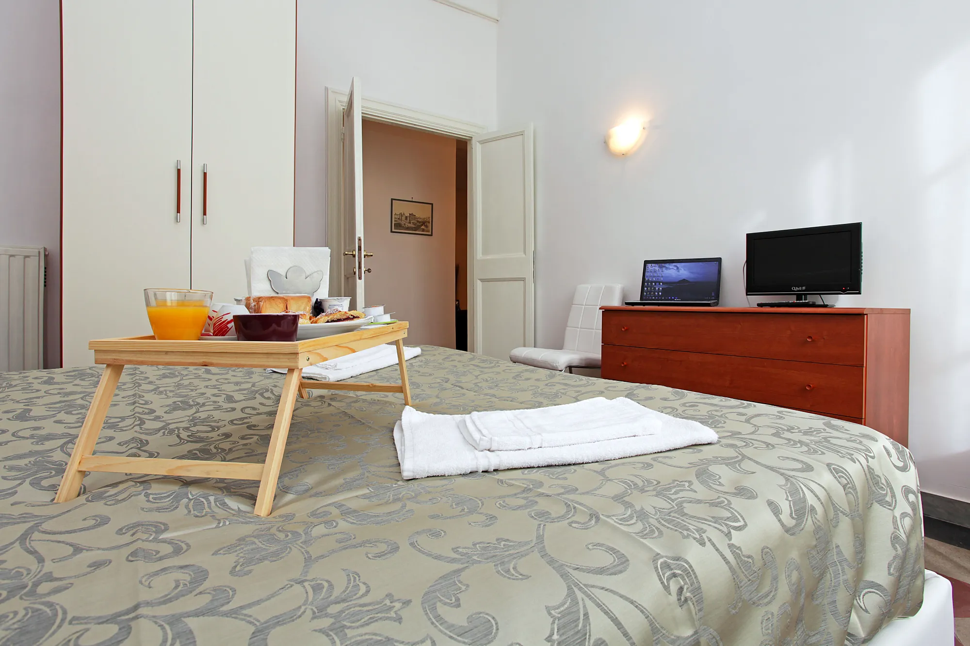 Shared Room in Rome photo 4