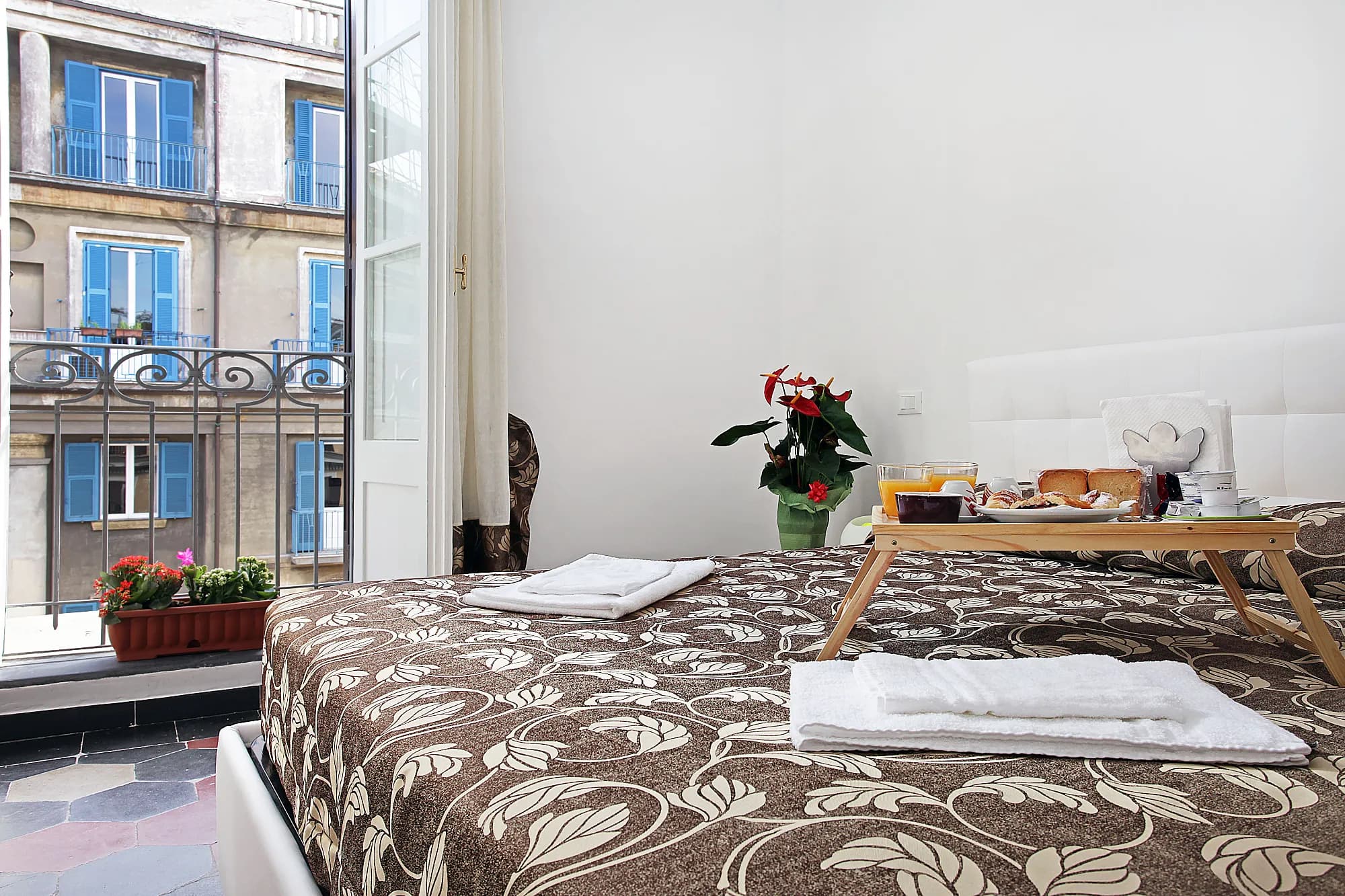 Shared Room in Rome photo 3