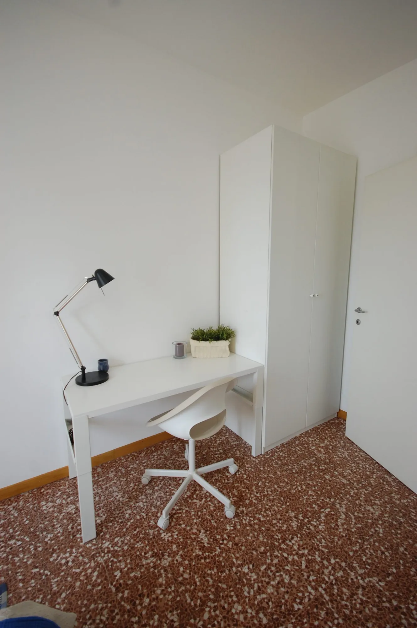 Private room in Milan photo 3